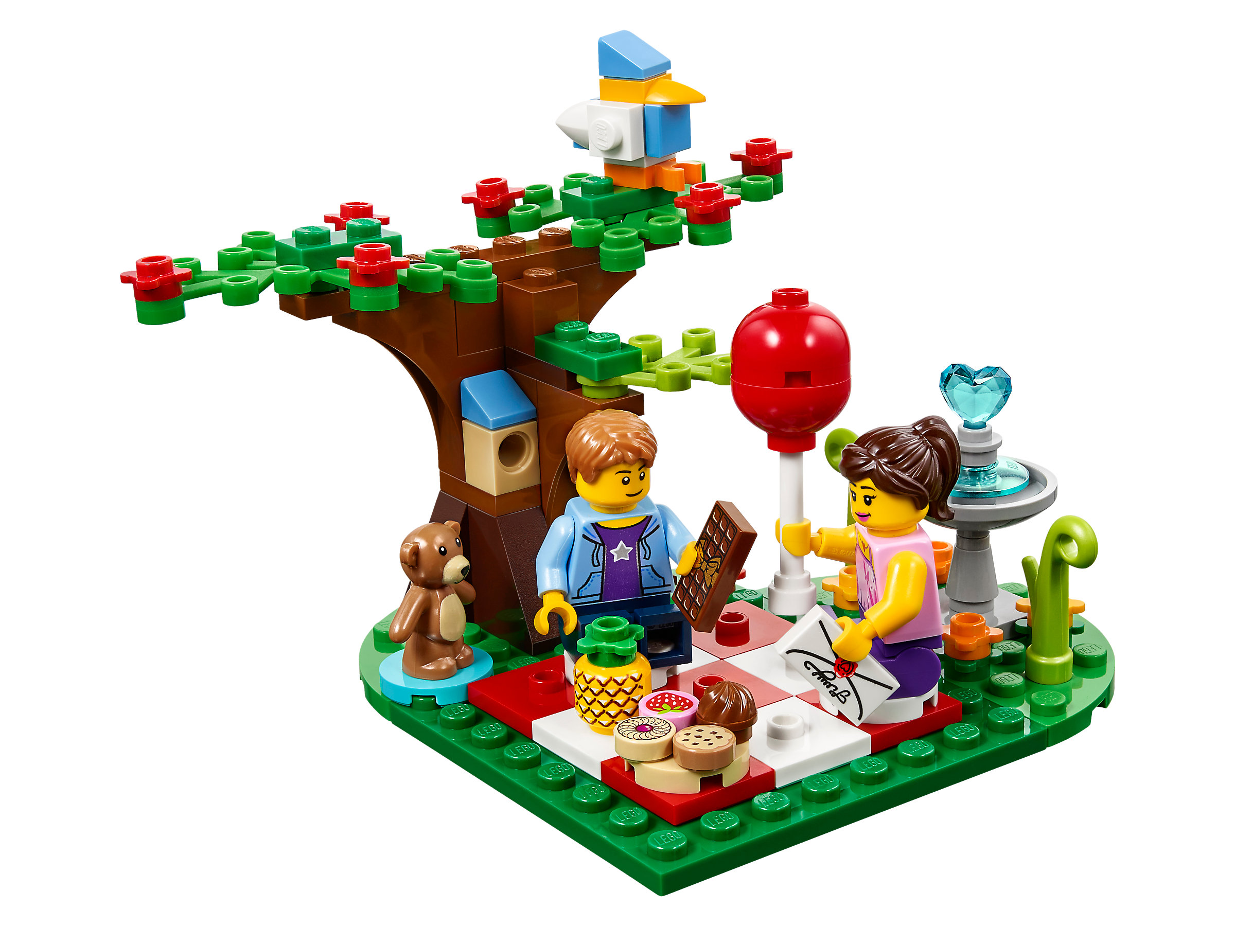 LEGO® Seasonal LEGO® Romantic Valentine Picnic 40236