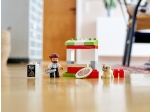 LEGO® Duplo Pizza Stand 10927 released in 2020 - Image: 8