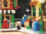 LEGO® Ideas 123 Sesame Street 21324 released in 2020 - Image: 9