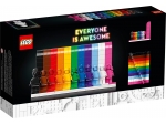 LEGO® Classic Everyone Is Awesome 40516 released in 2021 - Image: 8