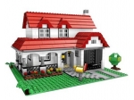 LEGO® Creator House 4956 released in 2007 - Image: 2