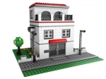 LEGO® Creator House 4956 released in 2007 - Image: 4