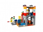 LEGO® City Beach Lifeguard Station 60328 released in 2022 - Image: 3