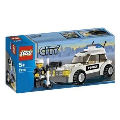 LEGO® Town Police Car - Blue Sticker Version 7236 released in 2008 - Image: 1