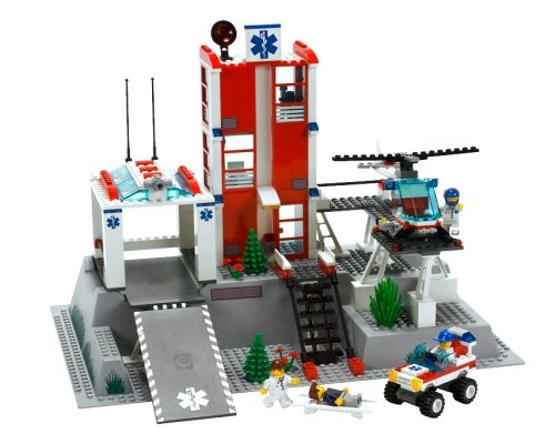 LEGO® Town Hospital 7892 released in 2006 - Image: 1
