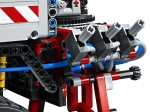 LEGO® Technic Unimog U400 8110 erschienen in 2011 - Bild: 6