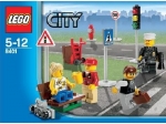 LEGO® Town Minifiguren und Straßenschilder 8401 erschienen in 2009 - Bild: 7