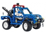 LEGO® Technic Allrad-Geländewagen 8435 erschienen in 2004 - Bild: 4